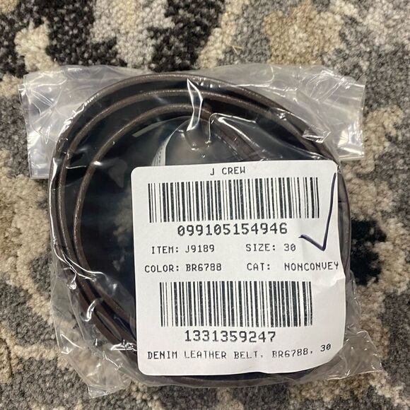 J. Crew Kids' leather belt Item AW434 - Picture 2 of 3